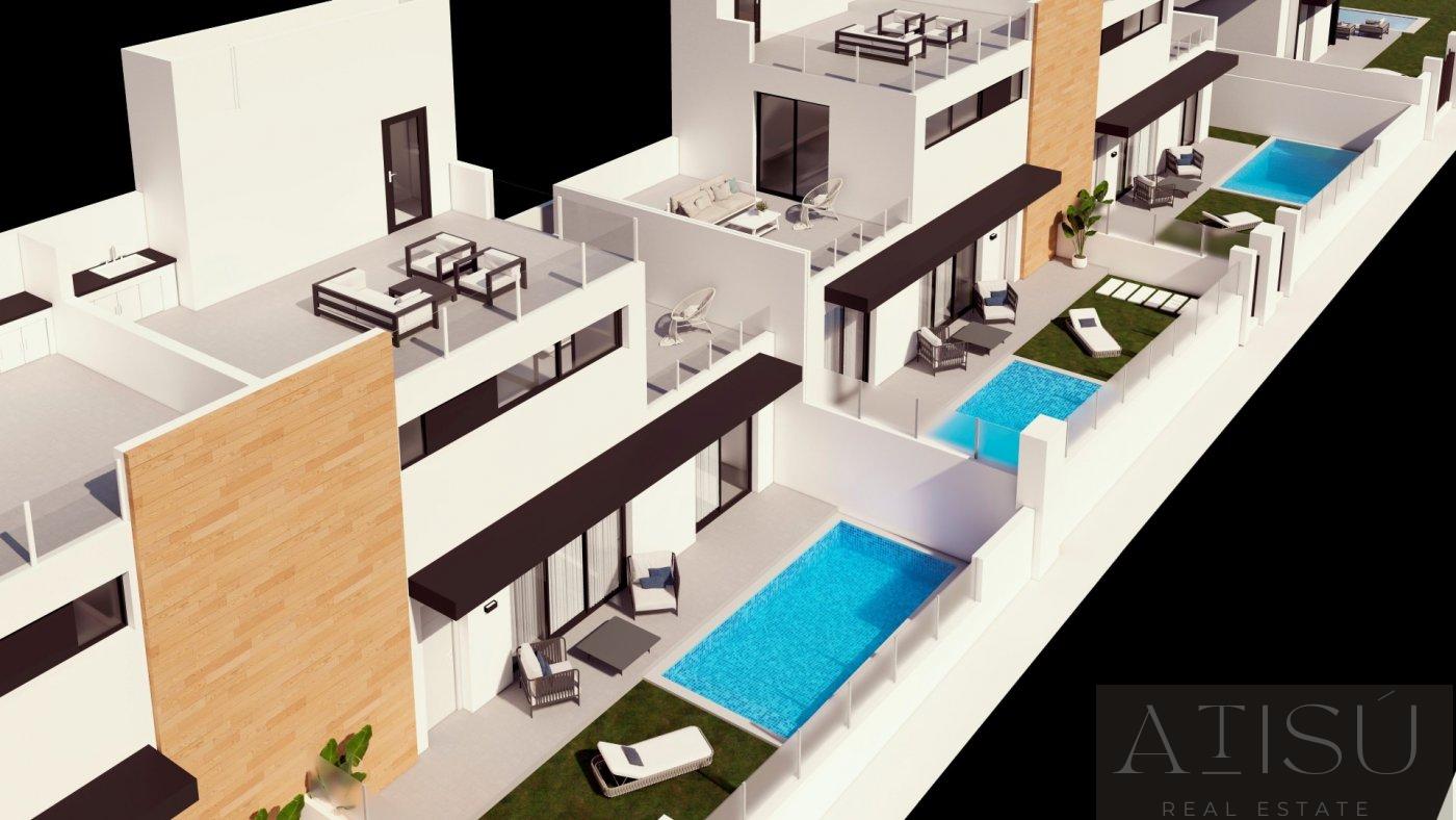 For sale of villa in Orihuela costa