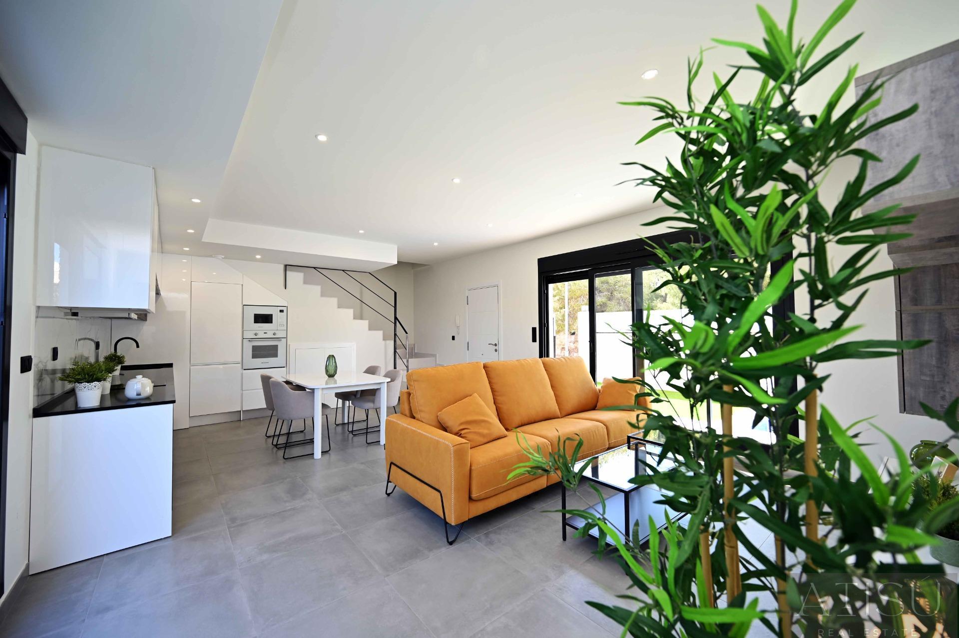 For sale of villa in Orihuela costa