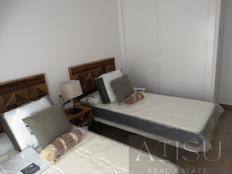 Venta de villa en Pilar de la horadada