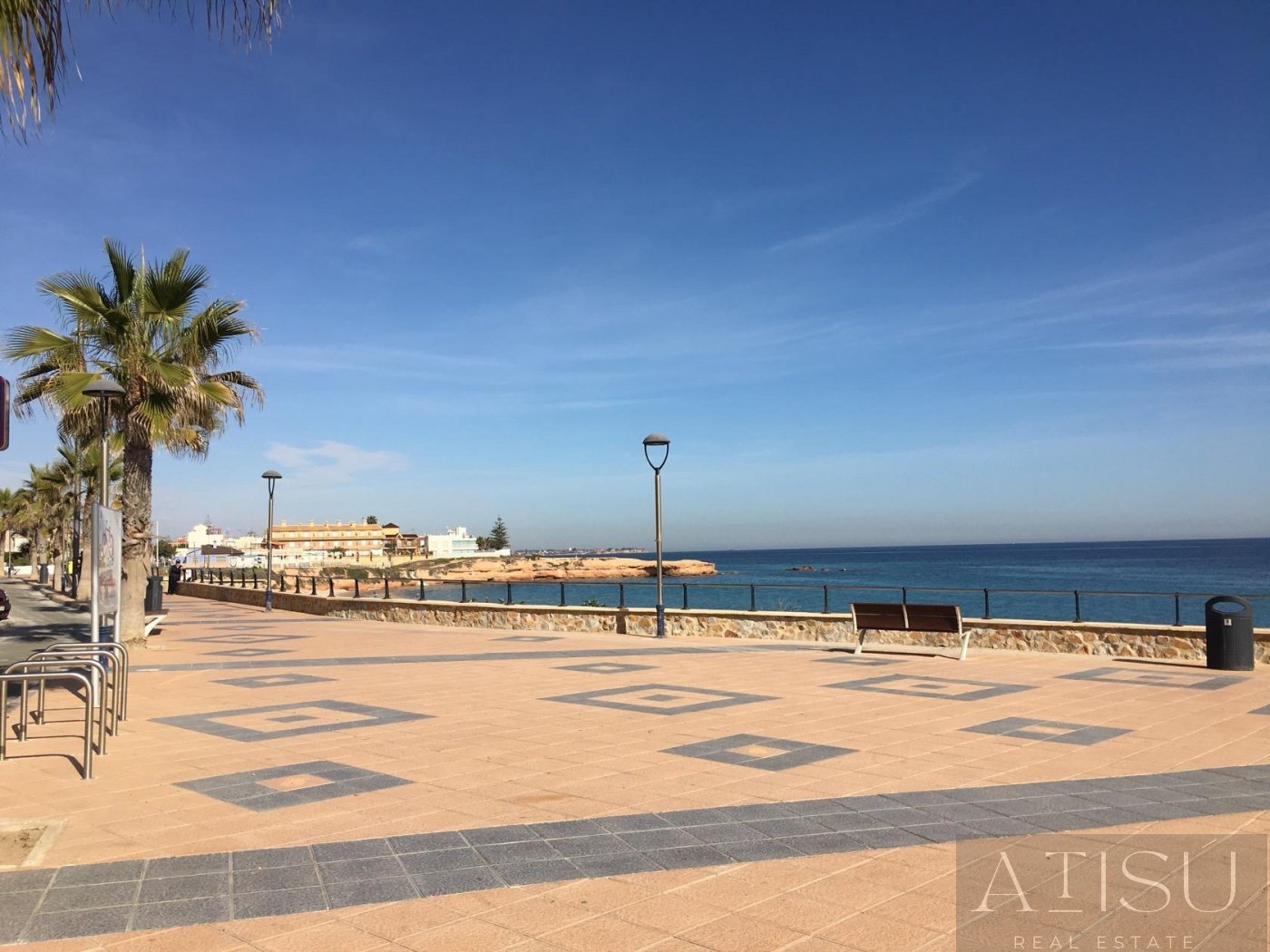 Venta de villa en Pilar de la horadada