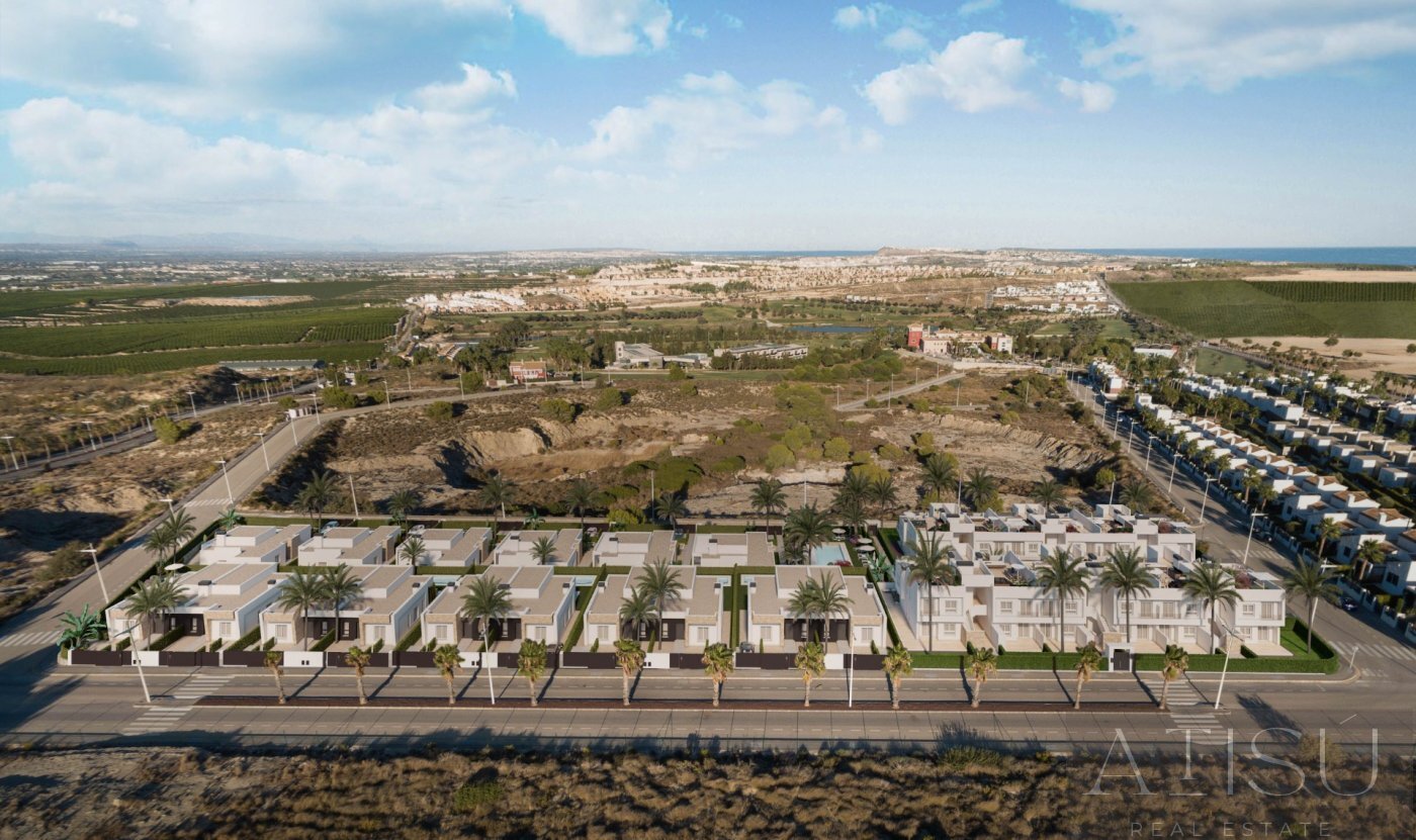 Venta de villa en Algorfa