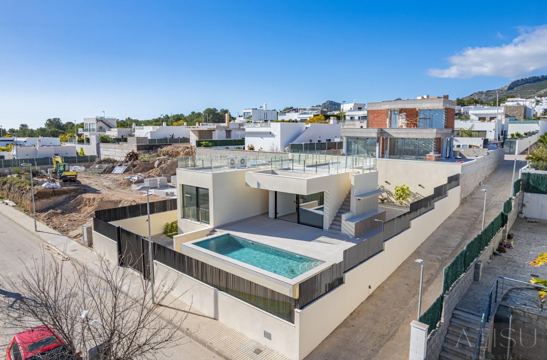 Venta de villa en Polop