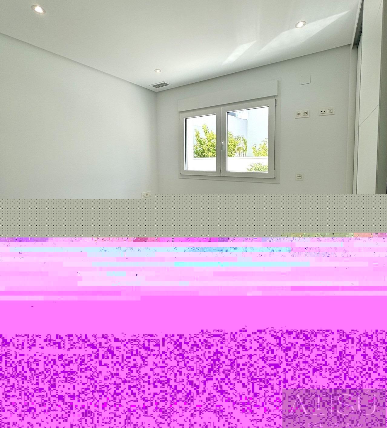 Venta de villa en Benijofar