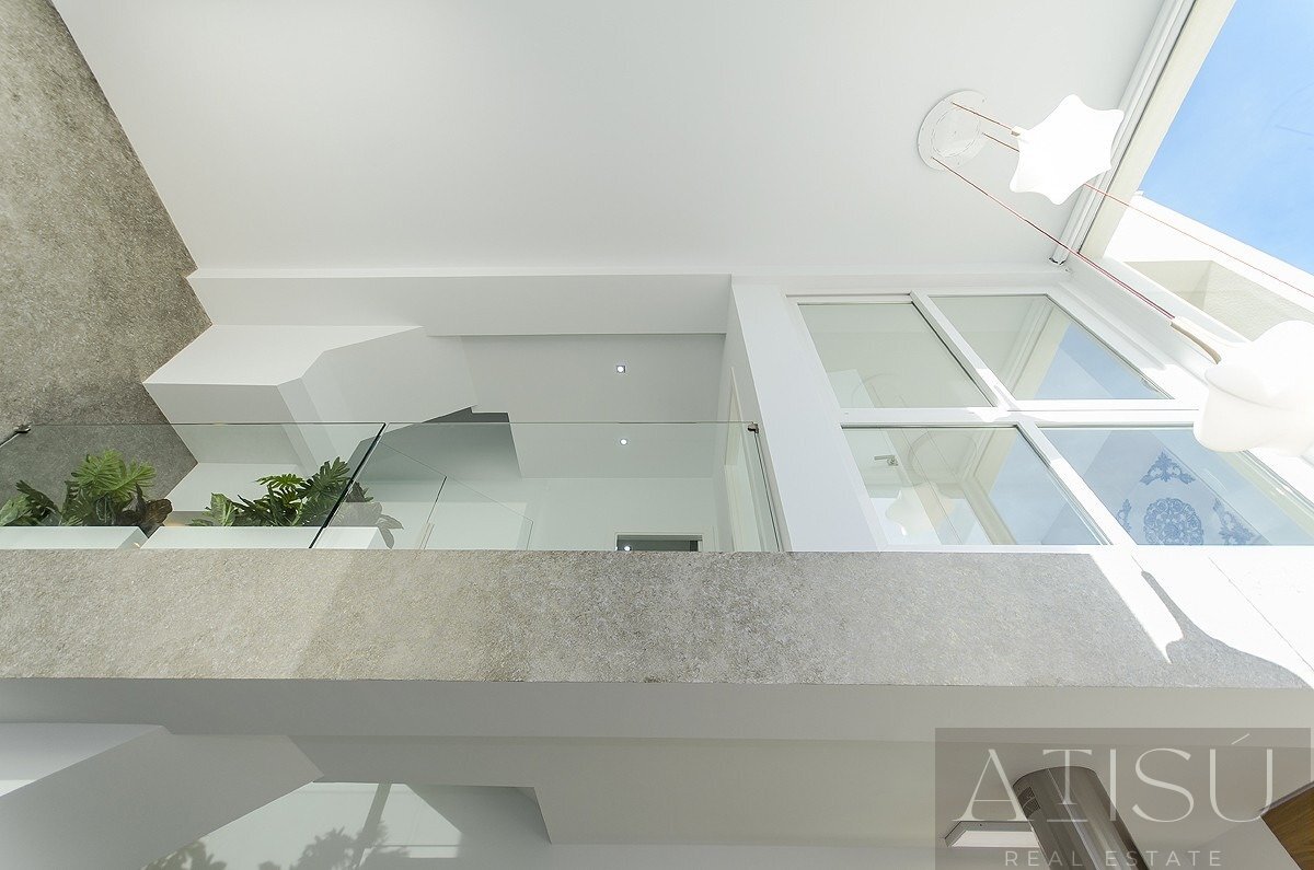 Venta de villa en Los montesinos