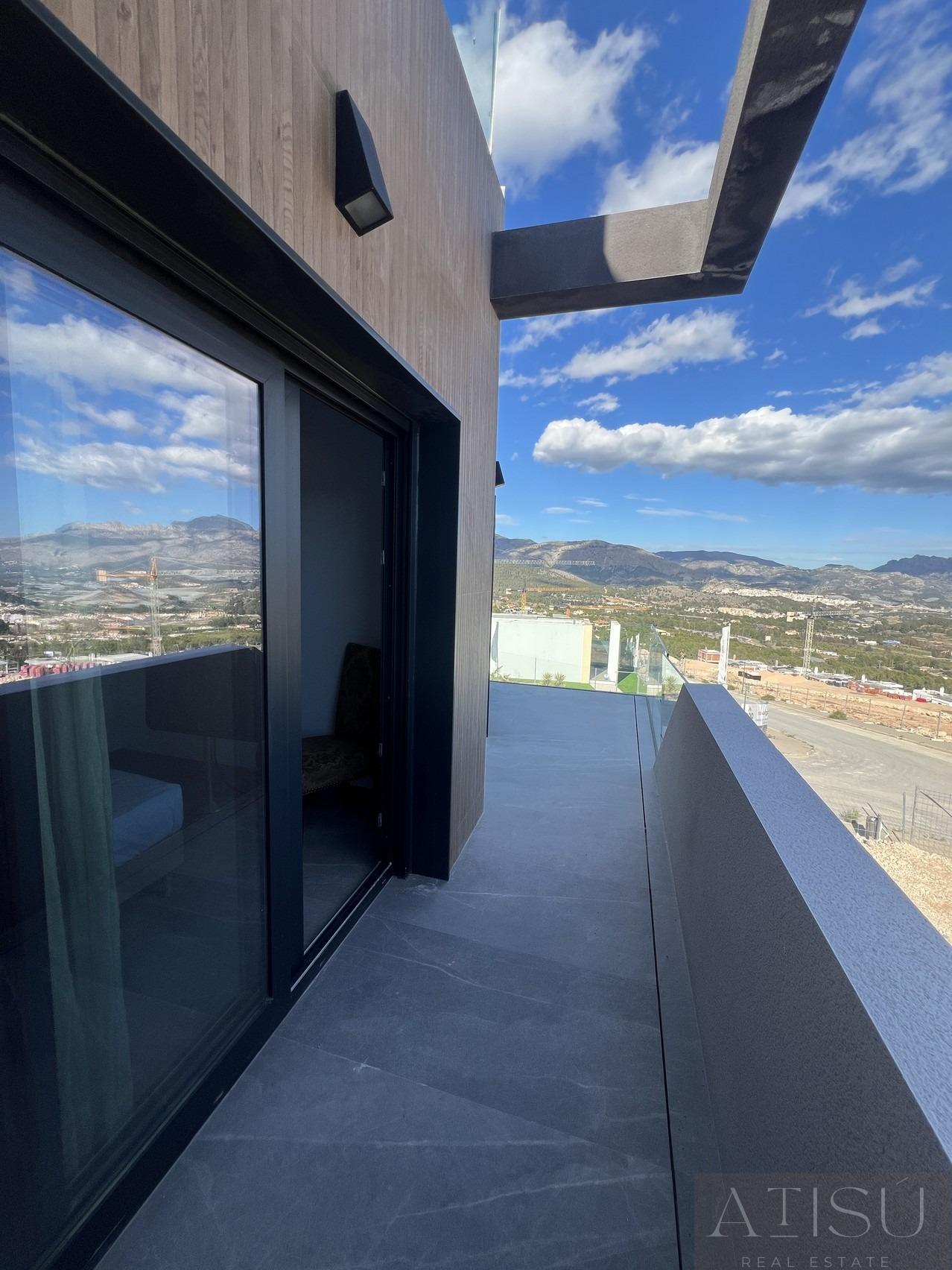 Venta de villa en Polop