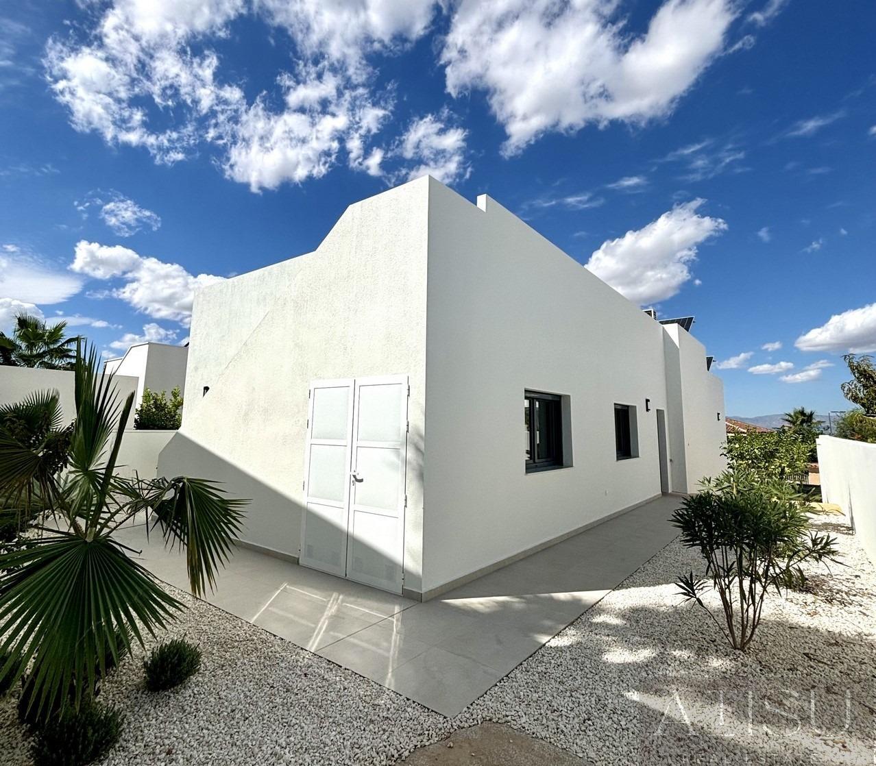 Venta de villa en Benijofar