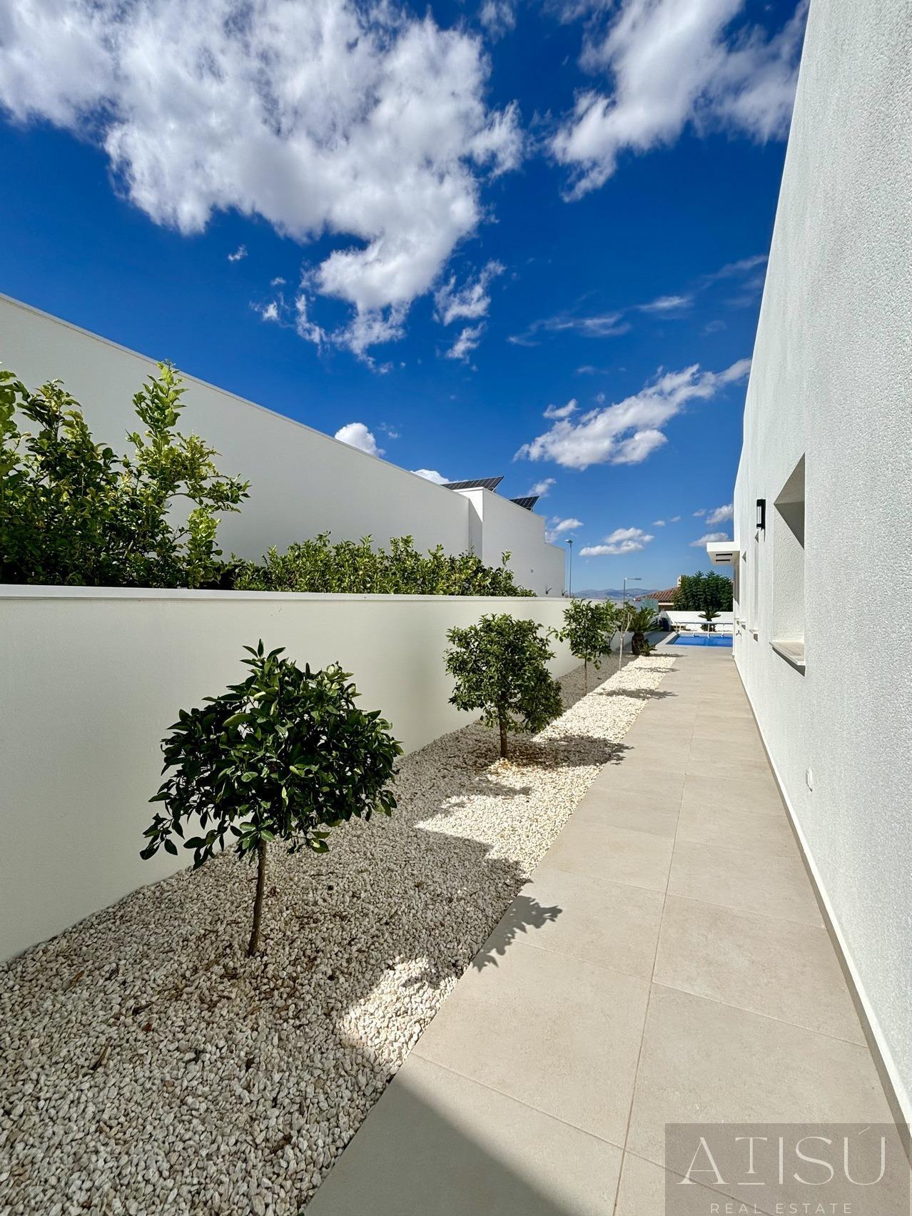 Venta de villa en Benijofar