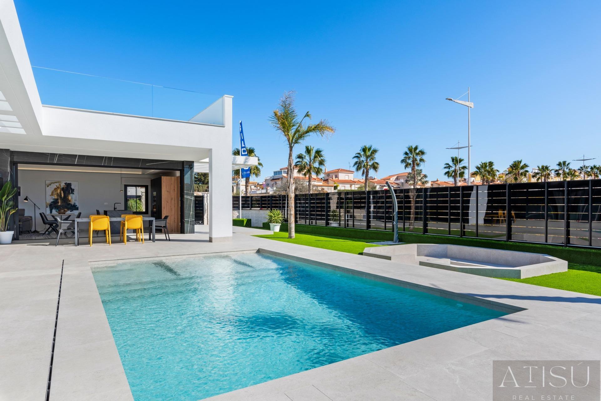 Venta de villa en Algorfa