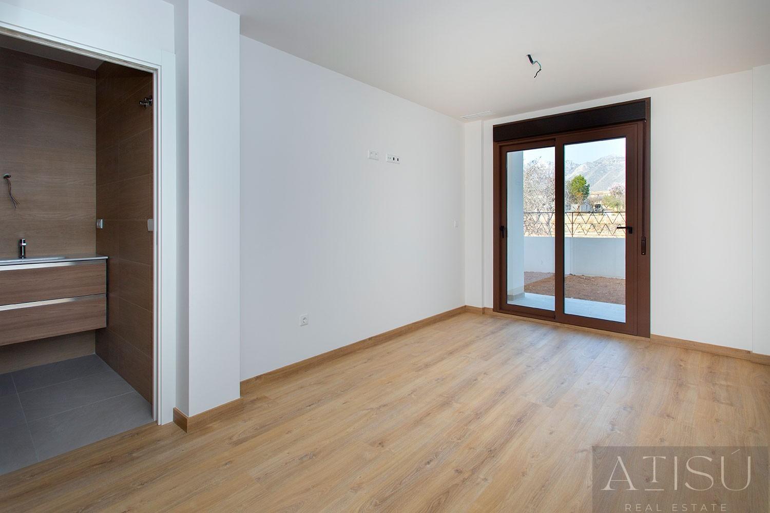 Venta de bungalow en Hondón de las nieves