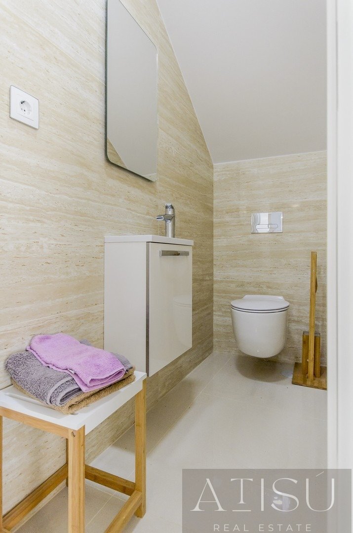 Venta de villa en San miguel de salinas