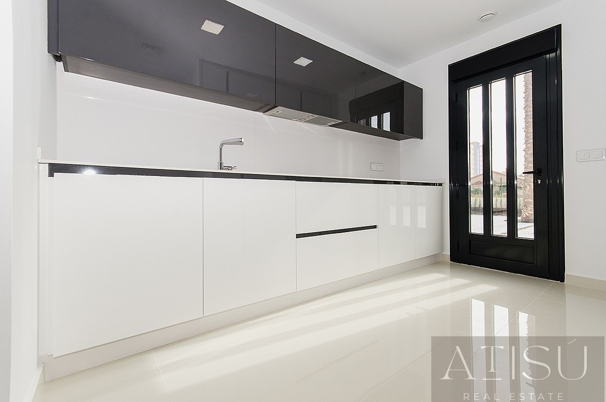 Venta de villa en Orihuela costa