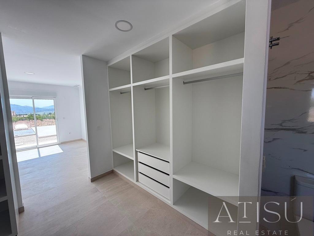 Venta de villa en Pinoso