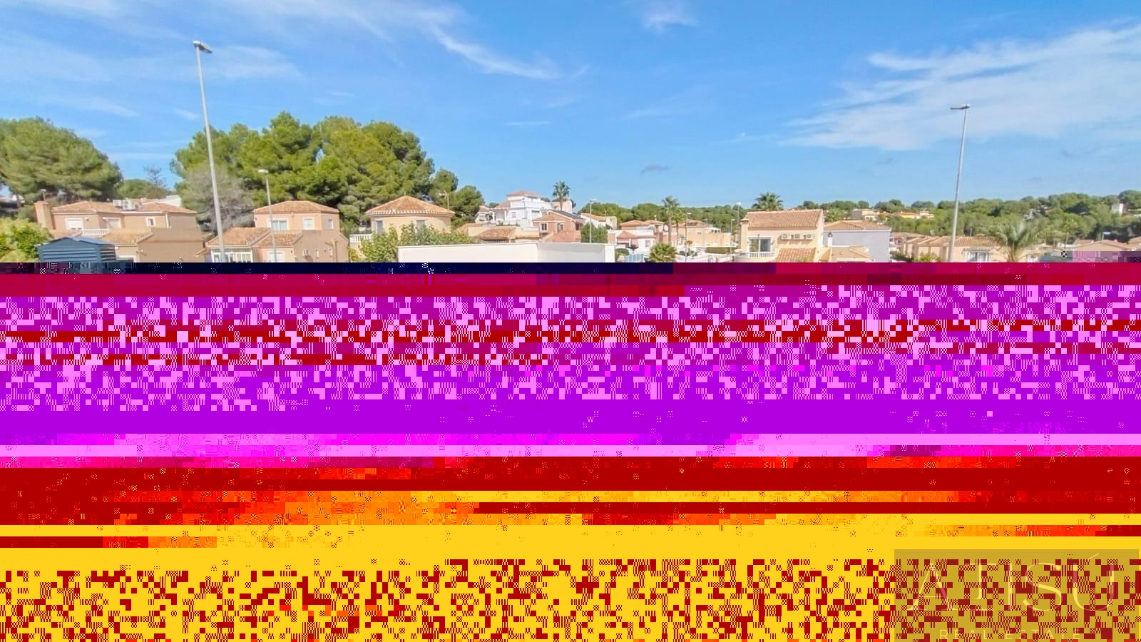 Venta de villa en Pilar de la horadada