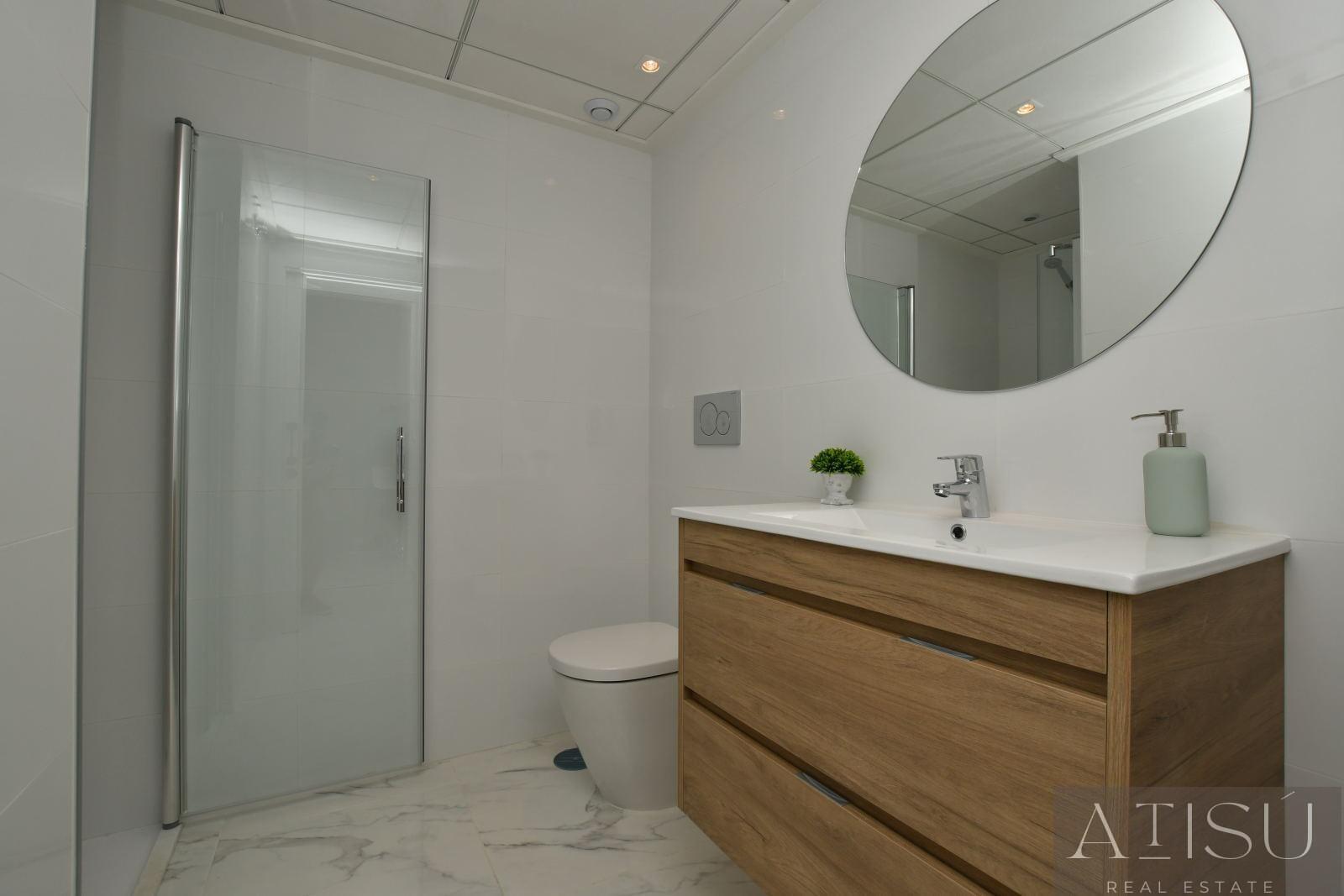 Venta de bungalow en San miguel de salinas