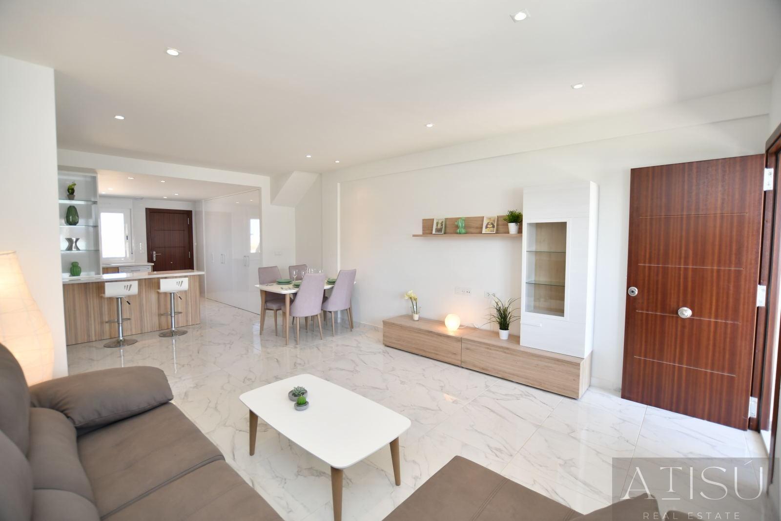 Venta de bungalow en San miguel de salinas