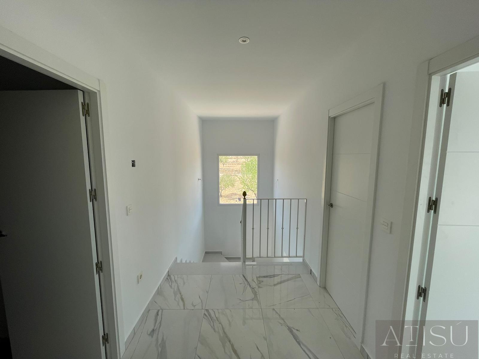 Venta de villa en Pinoso