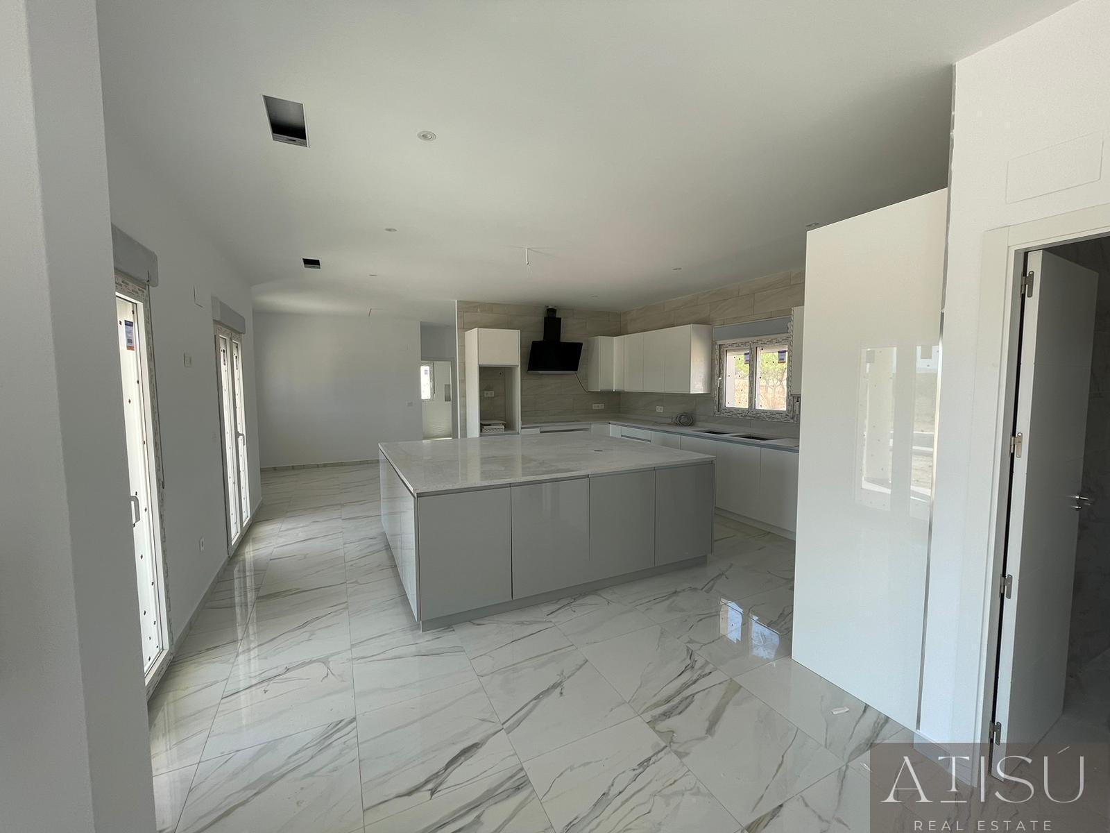 Venta de villa en Pinoso