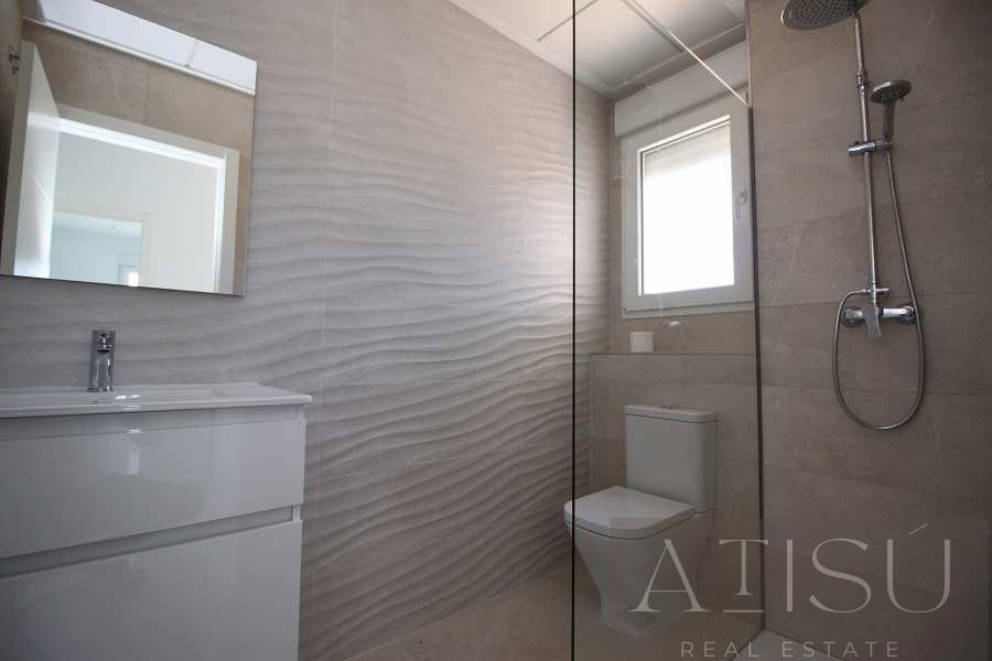 Venta de villa en Pinoso