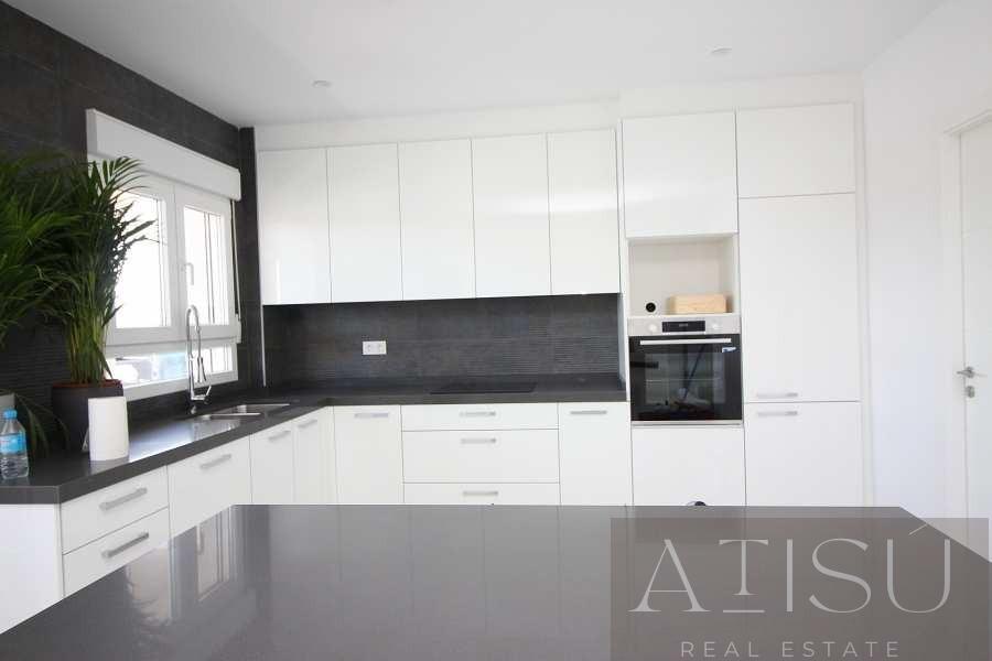 Venta de villa en Pinoso