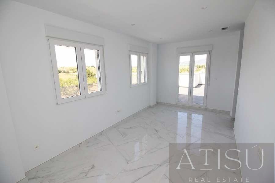 Venta de villa en Pinoso