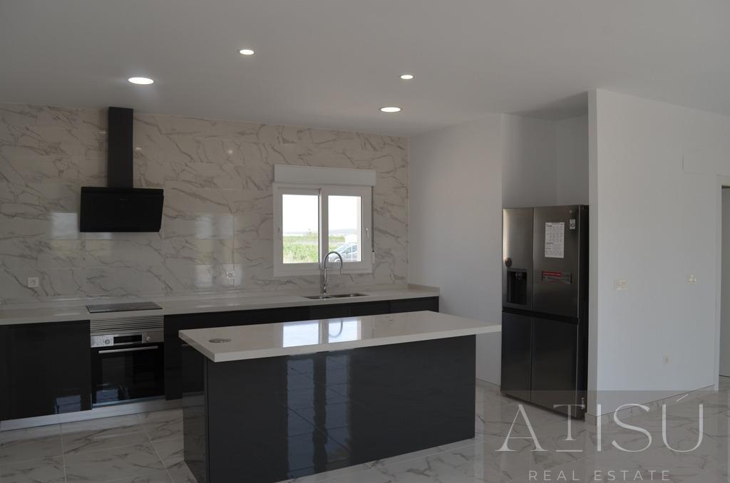 Venta de villa en Pinoso