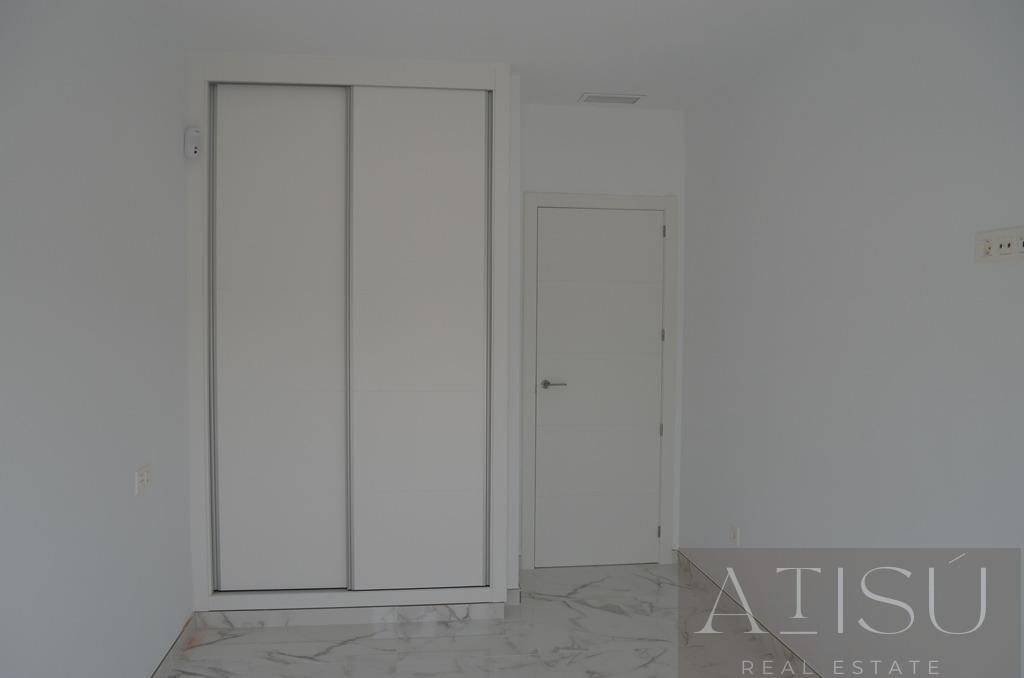 Venta de villa en Pinoso