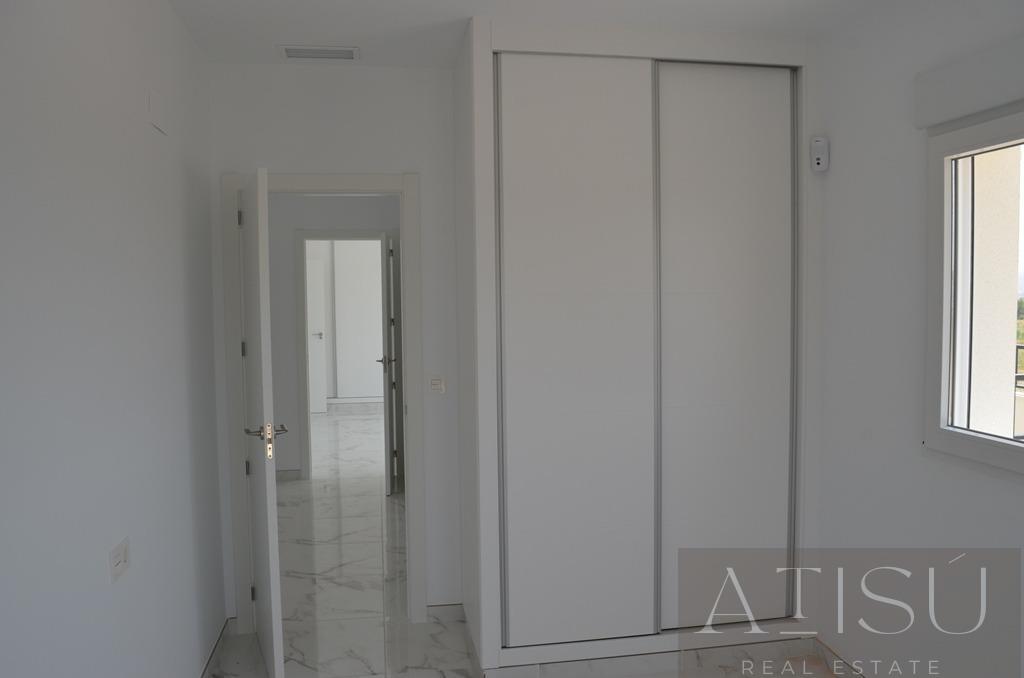 Venta de villa en Pinoso