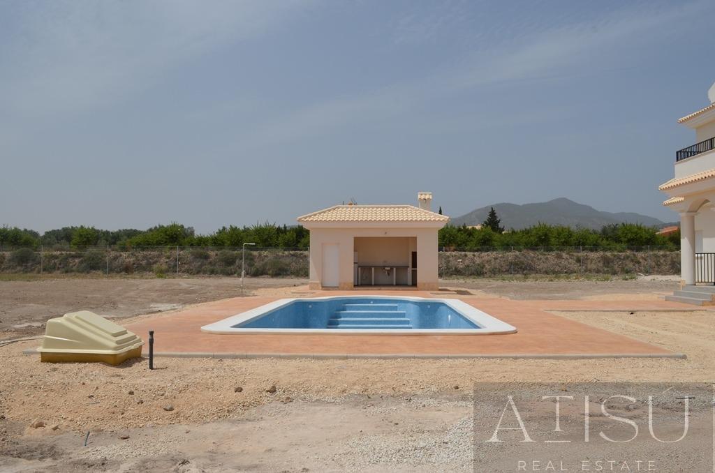 Venta de villa en Pinoso