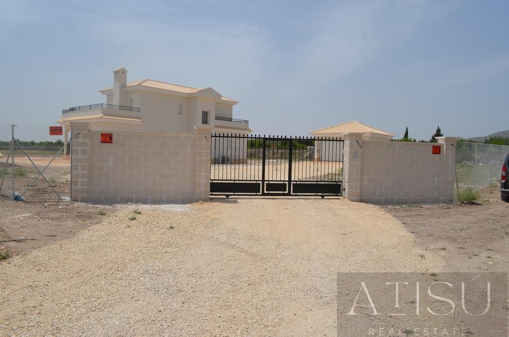 Venta de villa en Pinoso