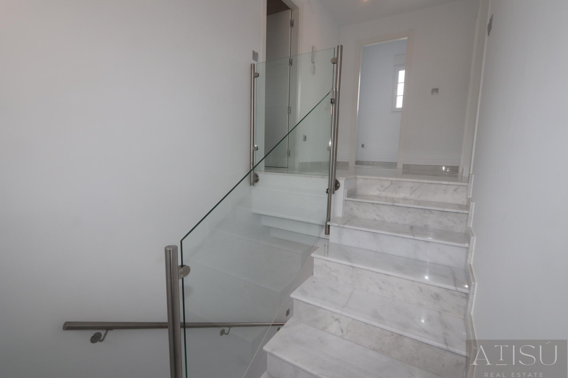 Venta de villa en Pinoso