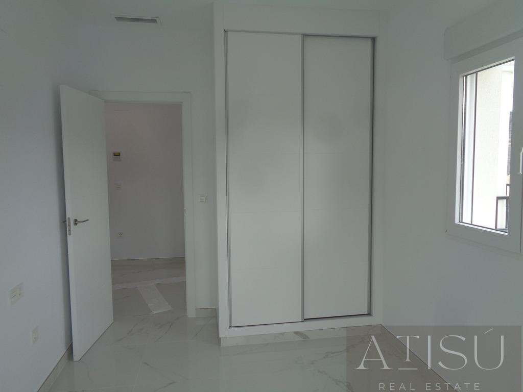 Venta de villa en Pinoso