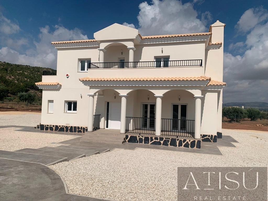 Venta de villa en Pinoso