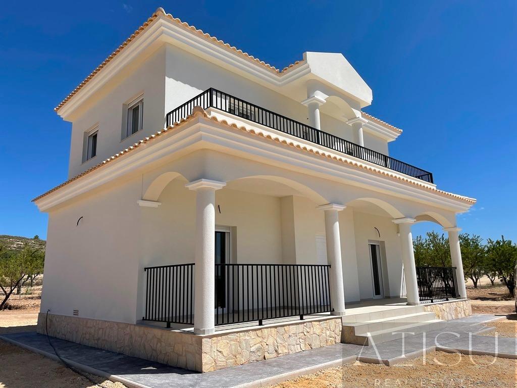 Venta de villa en Pinoso