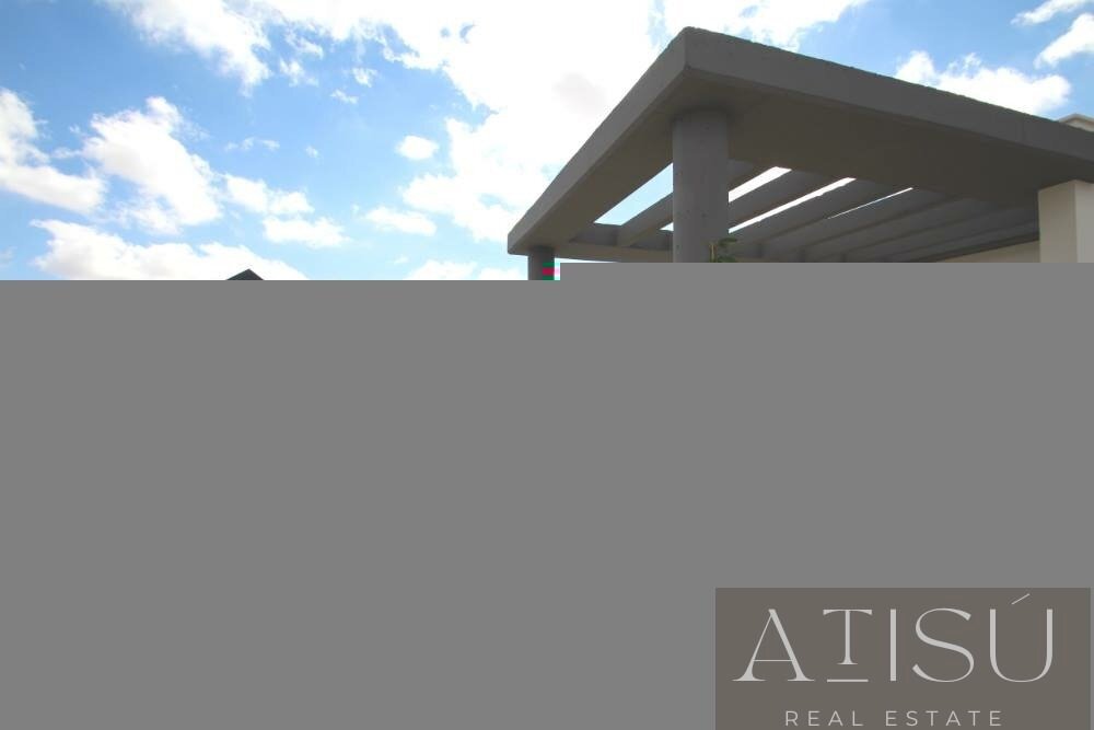 Venta de villa en San miguel de salinas