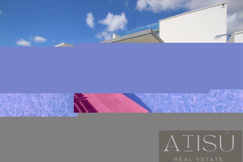 Venta de villa en San miguel de salinas