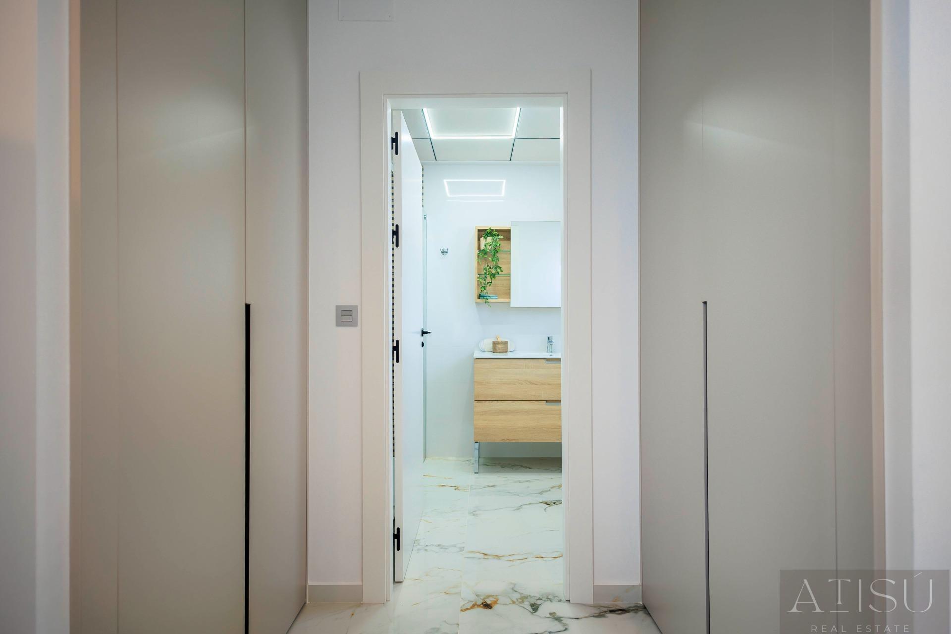 Venta de villa en Pilar de la horadada