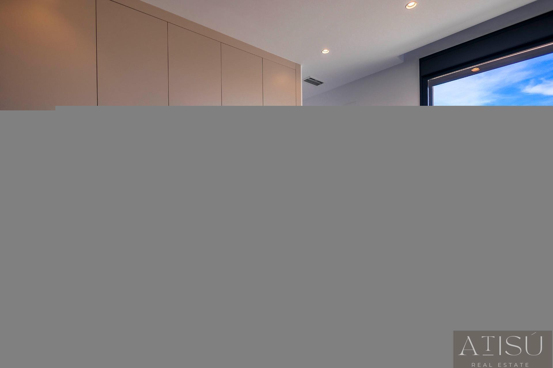 Venta de villa en Pilar de la horadada