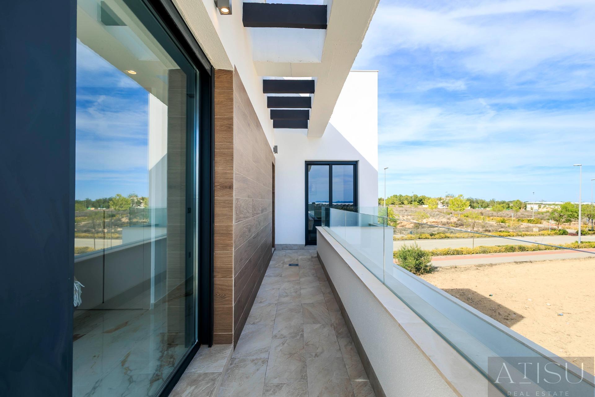 Venta de villa en Pilar de la horadada