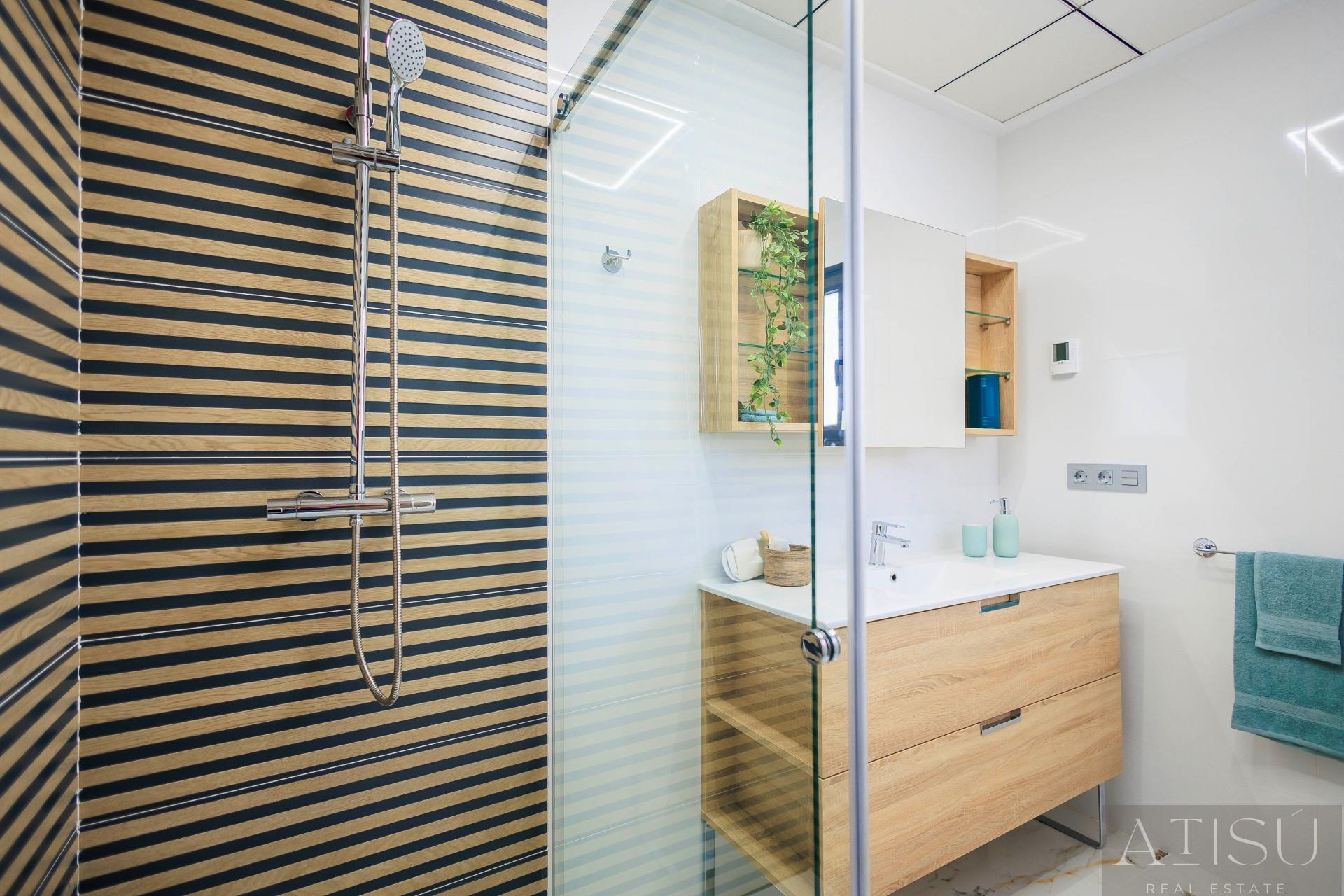 Venta de villa en Pilar de la horadada