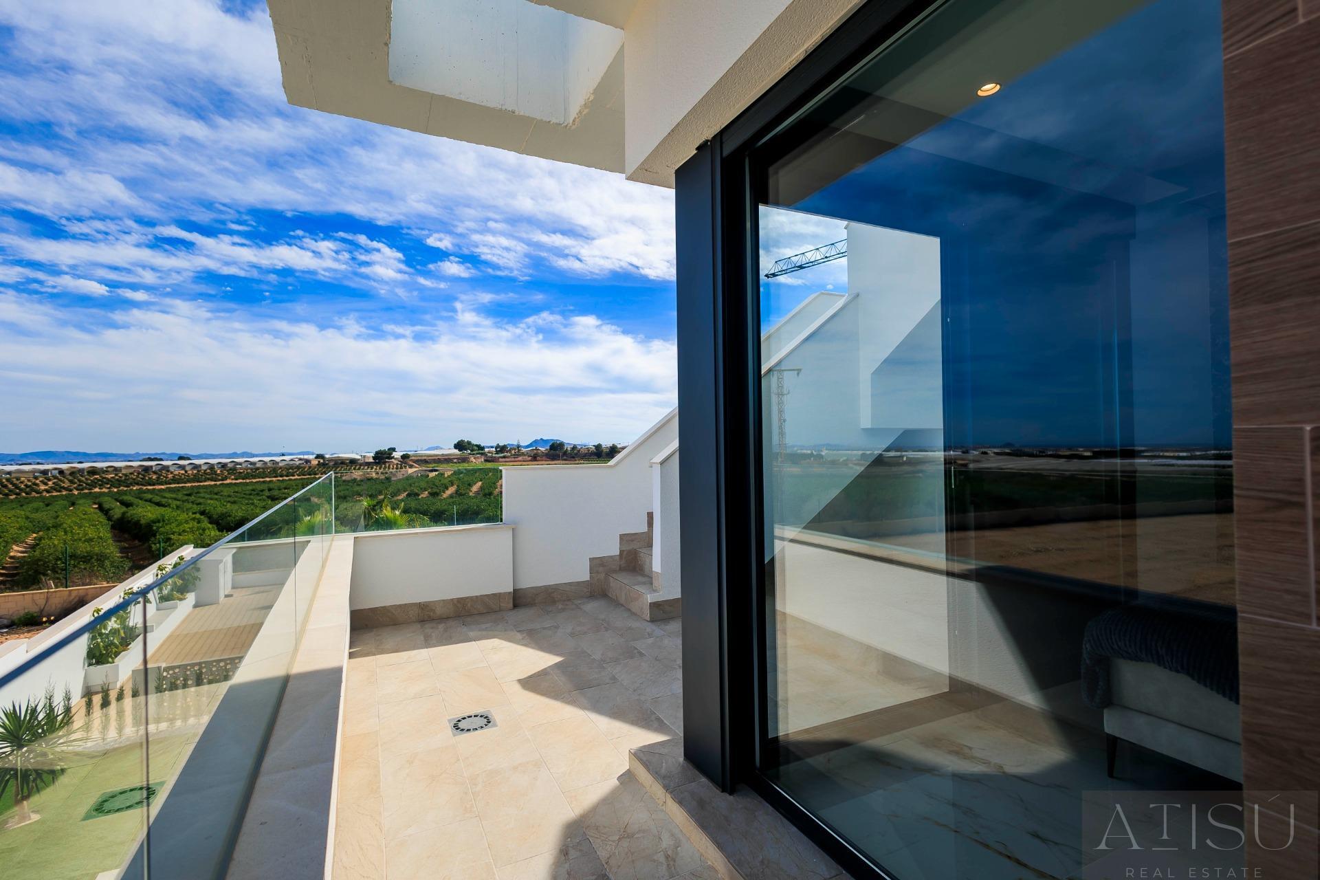 Venta de villa en Pilar de la horadada