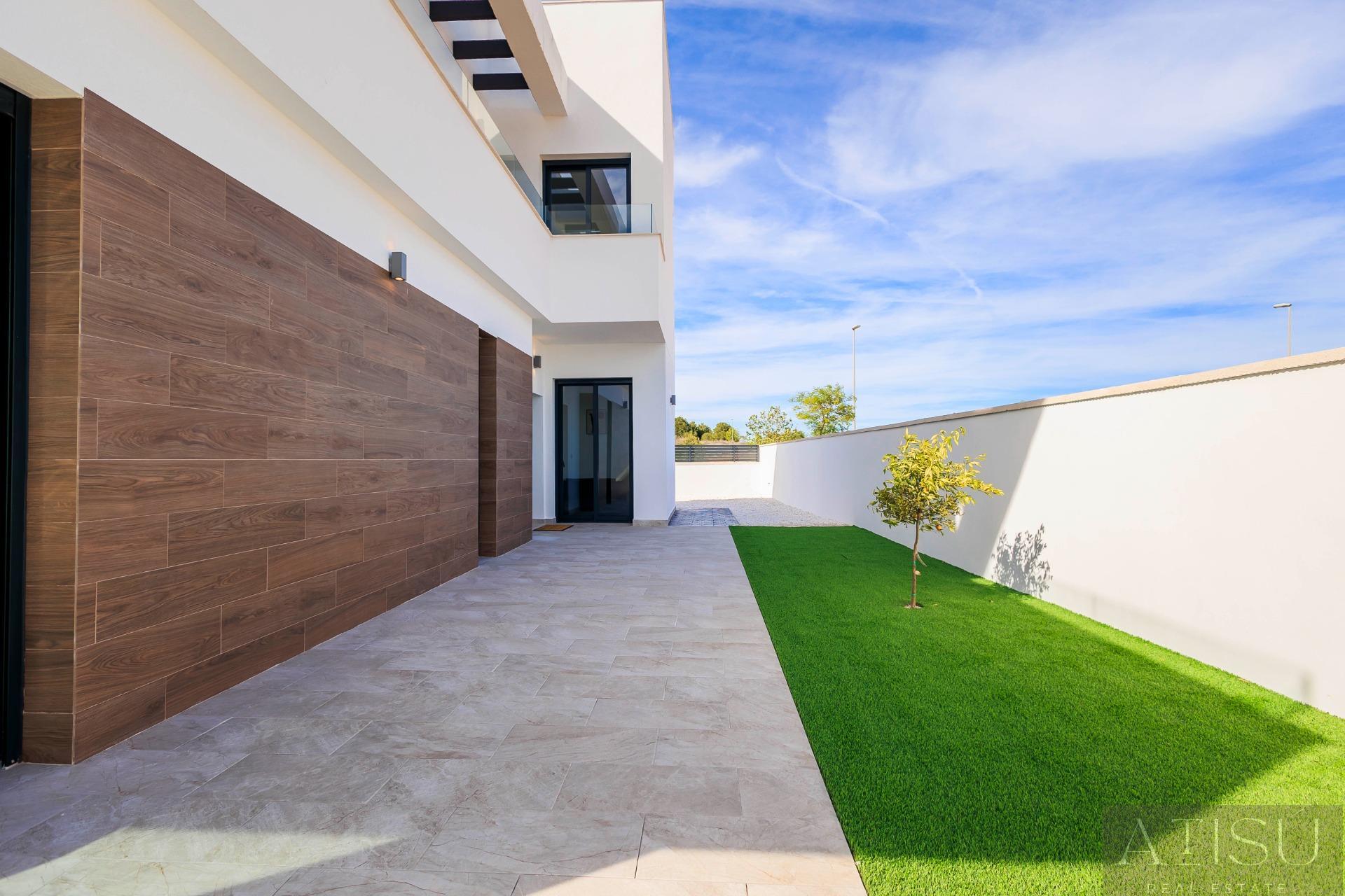 Venta de villa en Pilar de la horadada