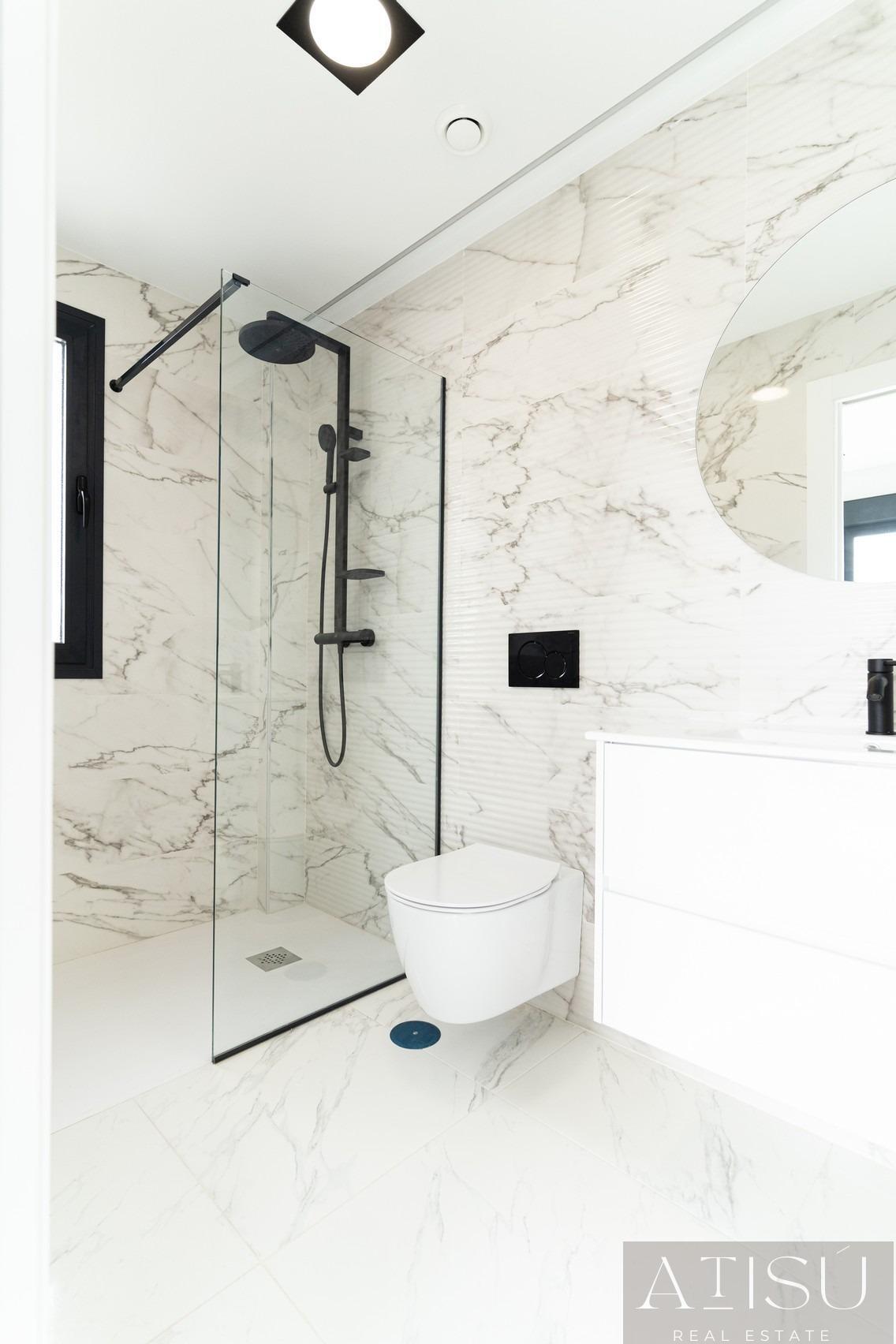 Venta de villa en Orihuela costa