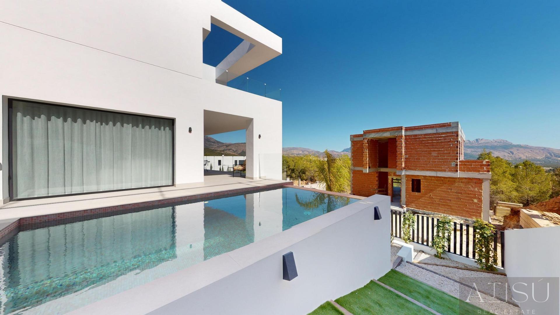 Venta de villa en Polop