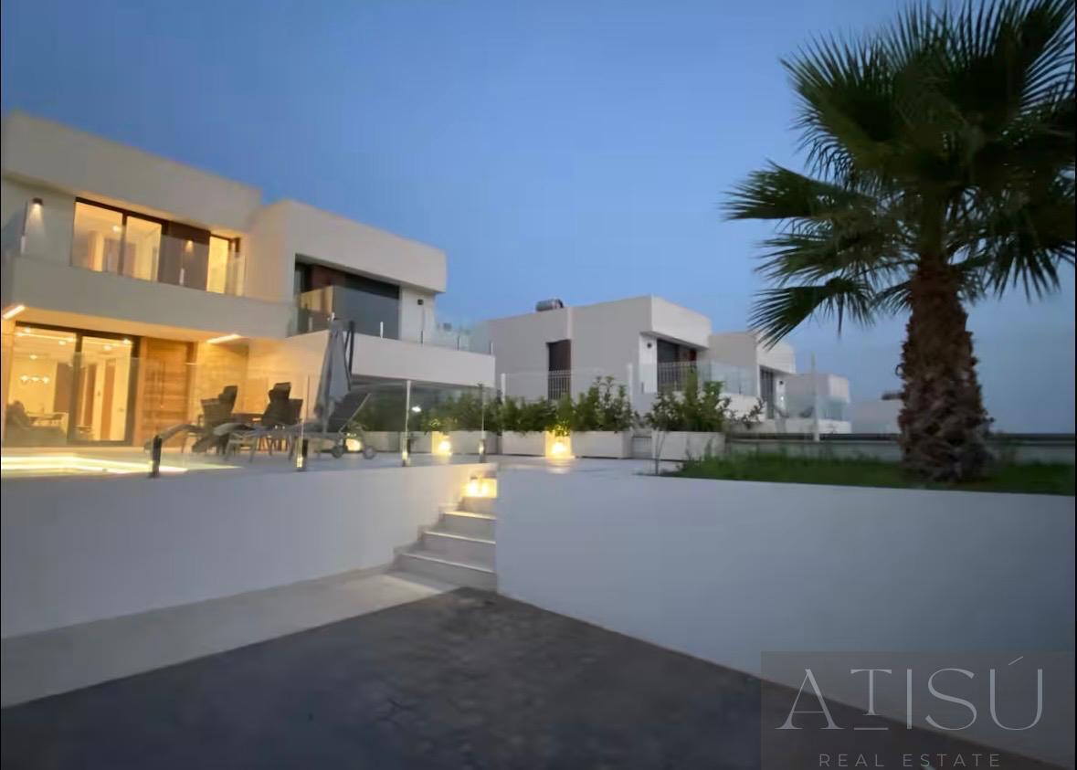 Alquiler de villa en Finestrat