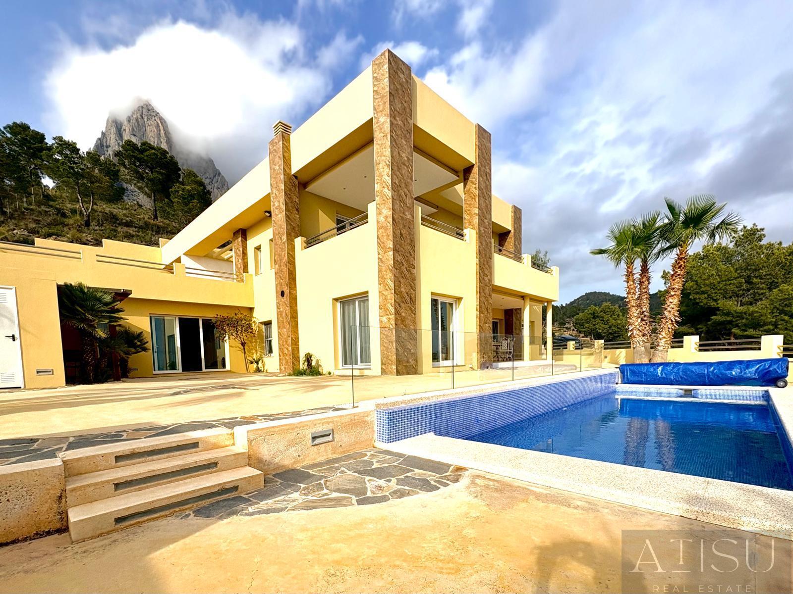 Alquiler de villa en Finestrat