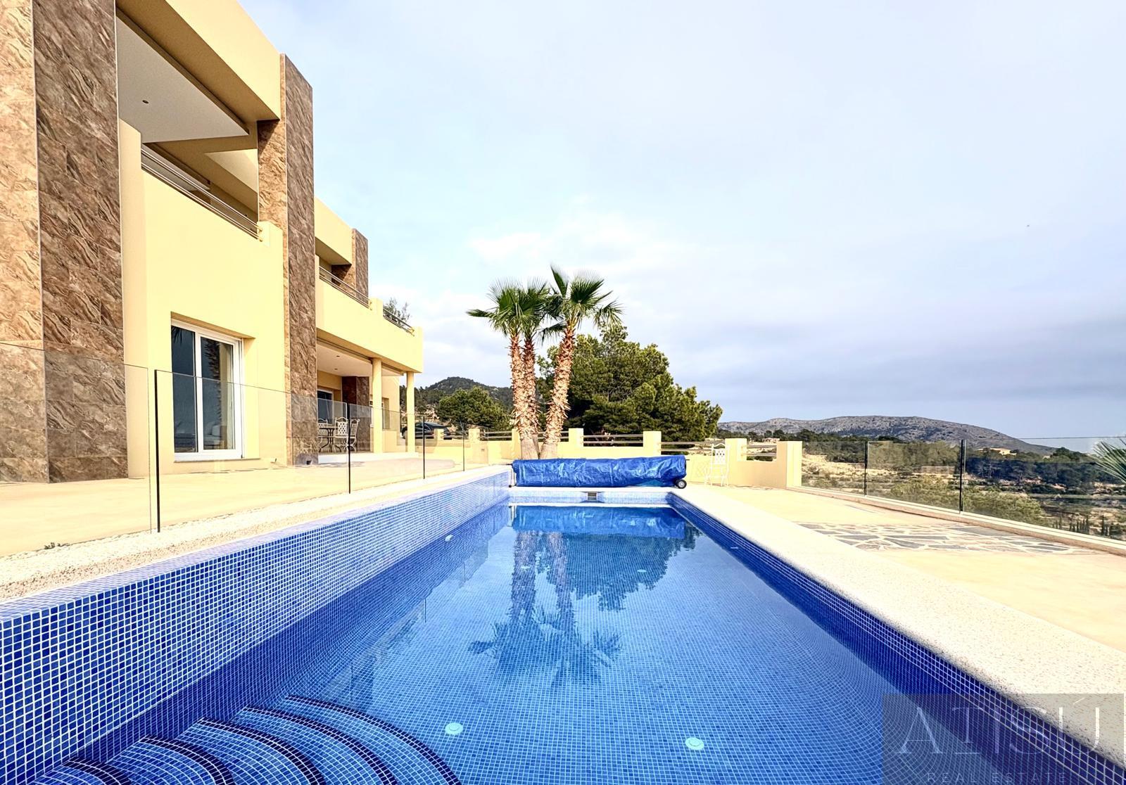 Alquiler de villa en Finestrat