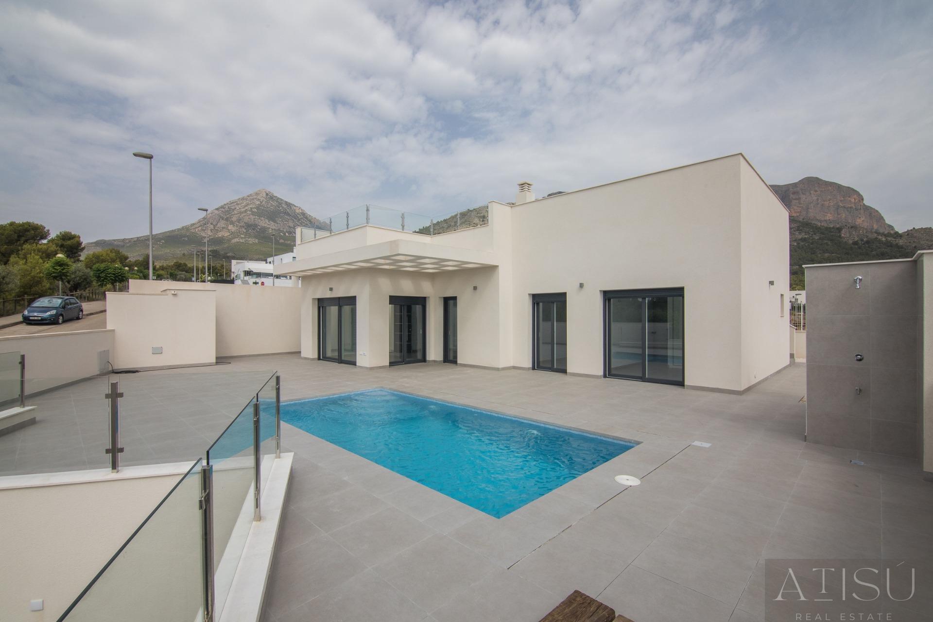 For sale of villa in Polop