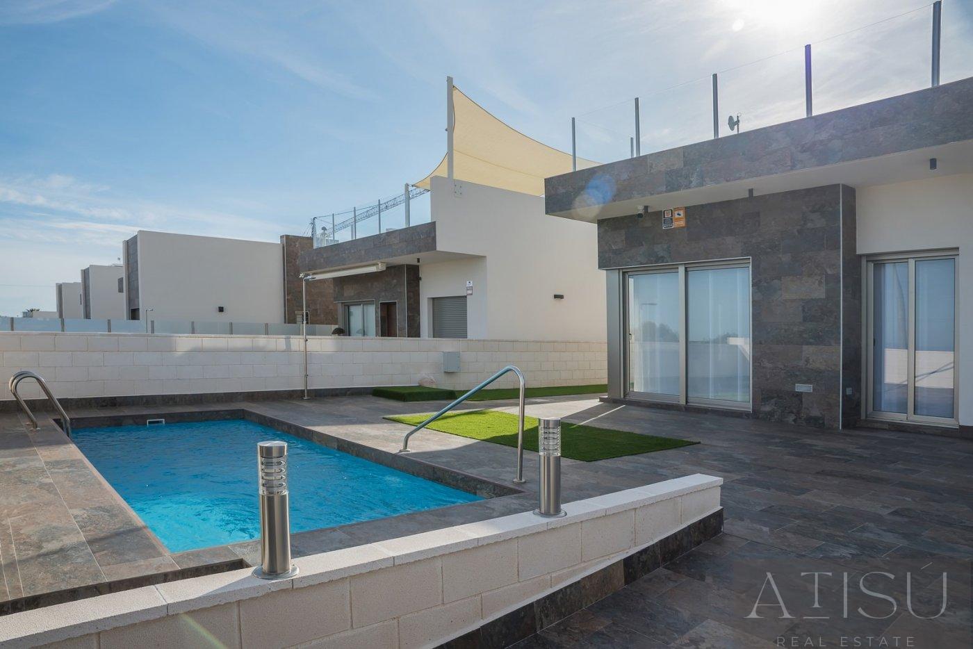 For sale of villa in Orihuela costa