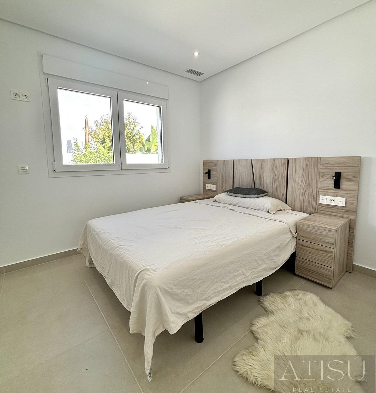 Venta de villa en Benijofar