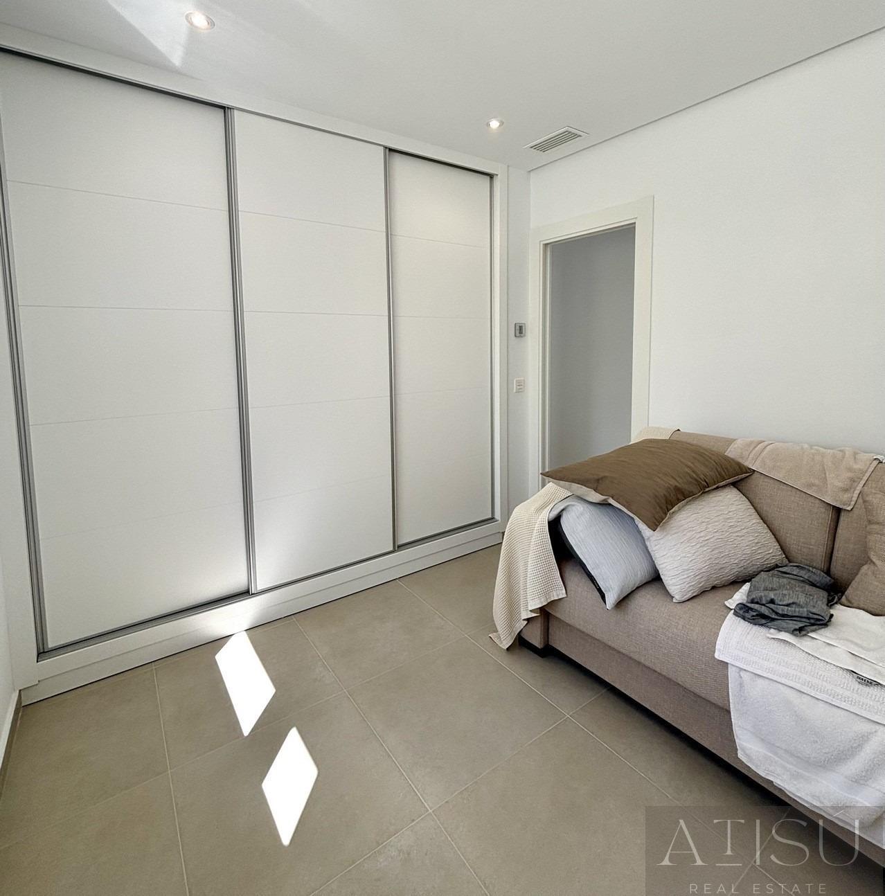 Venta de villa en Benijofar